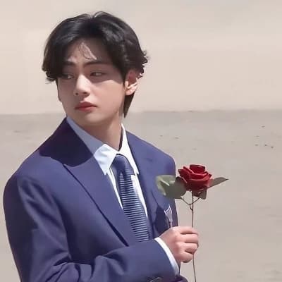 Kim Taehyung thumbnail