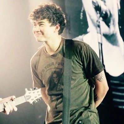 Calum Hood thumbnail