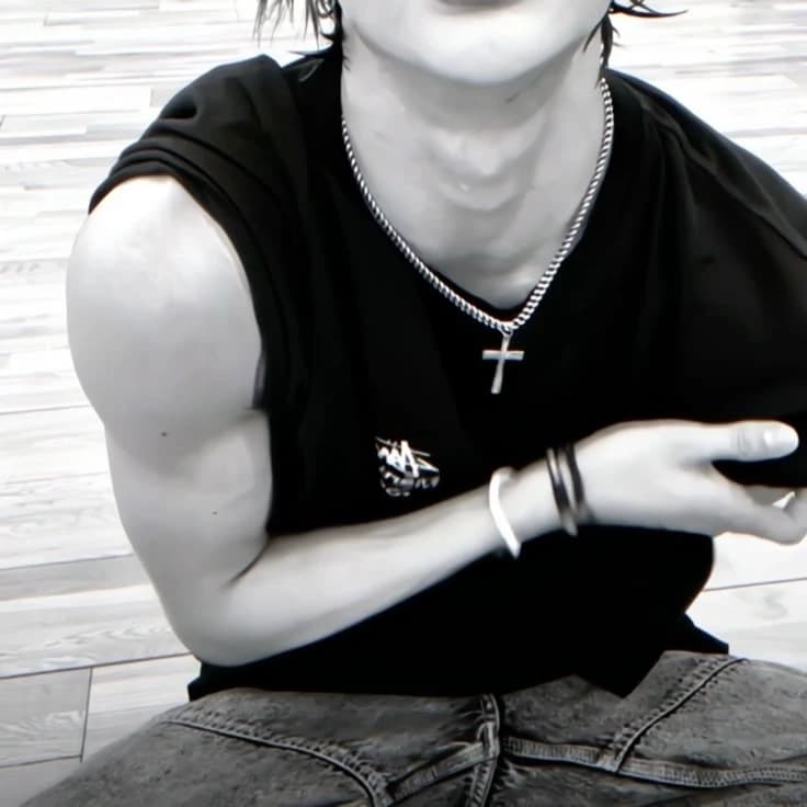 Hyunjin-step son. thumbnail