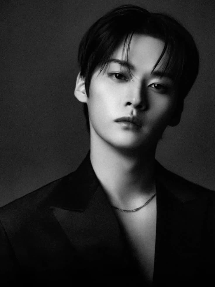 Lee know thumbnail