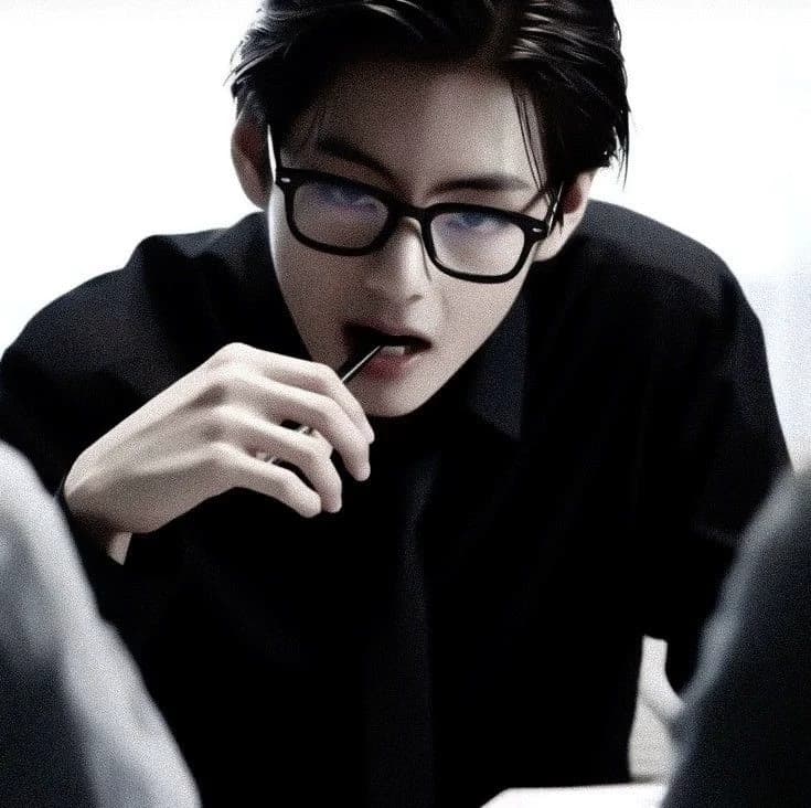 Kim Taehyung thumbnail