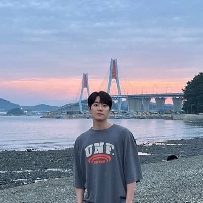 Lee Junyoung thumbnail
