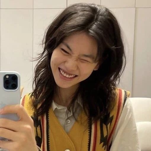Jung Hoyeon thumbnail