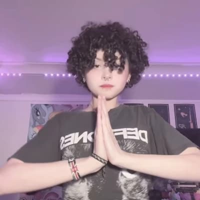 Alex thumbnail