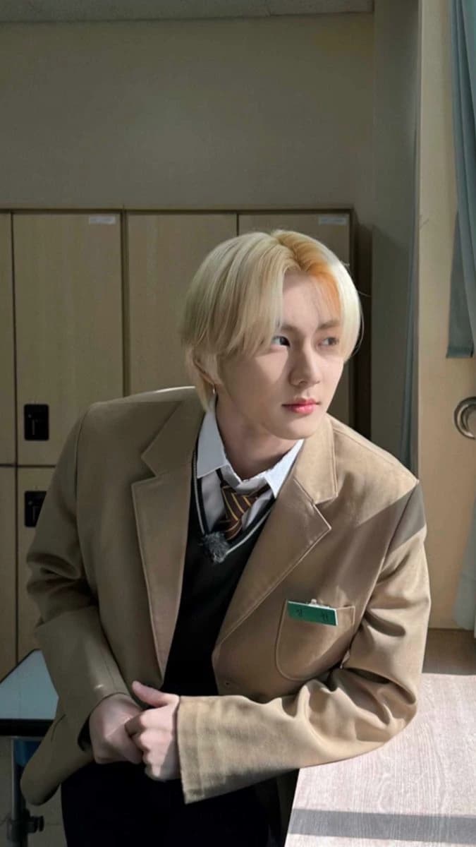 Yang Jungwon thumbnail
