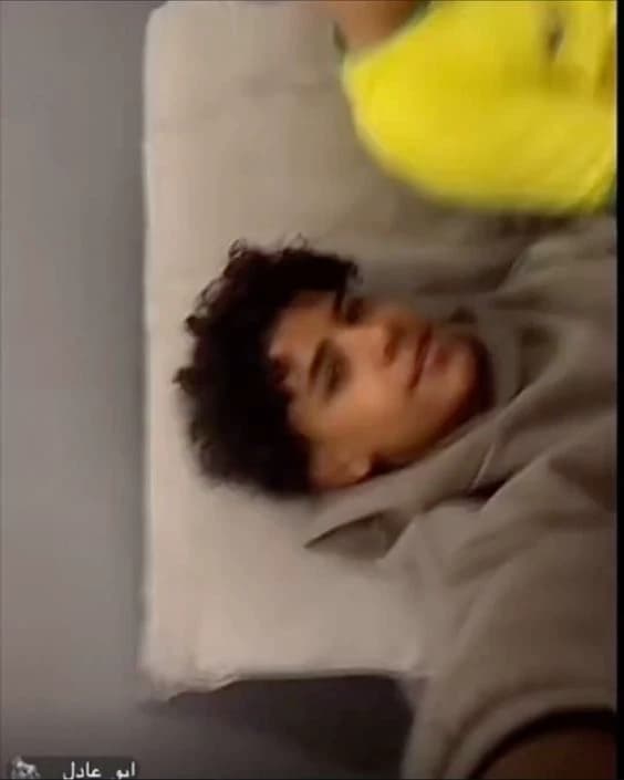 Cris  thumbnail