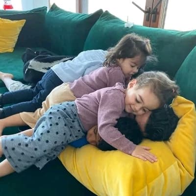 Hungry girls asleep thumbnail