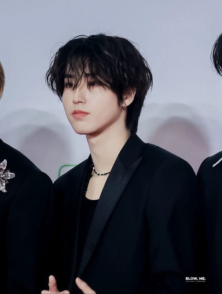 he thumbnail