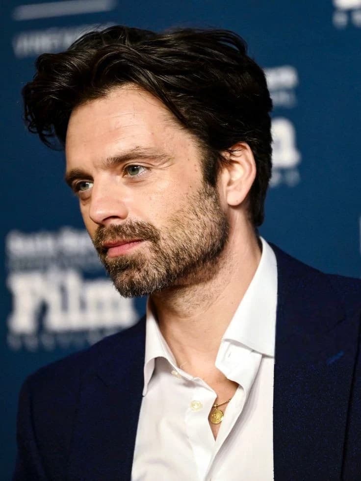 ♡{-Sebastian Stan-}♡ thumbnail