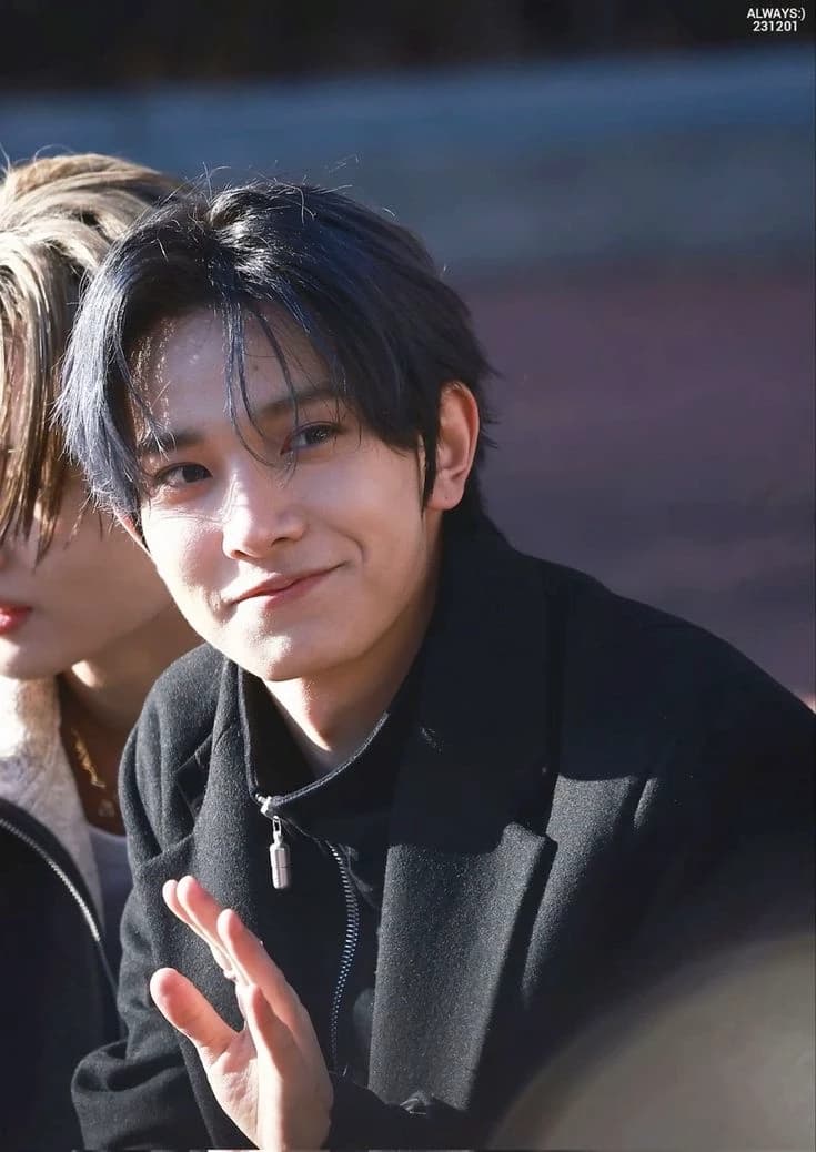 Heeseung thumbnail