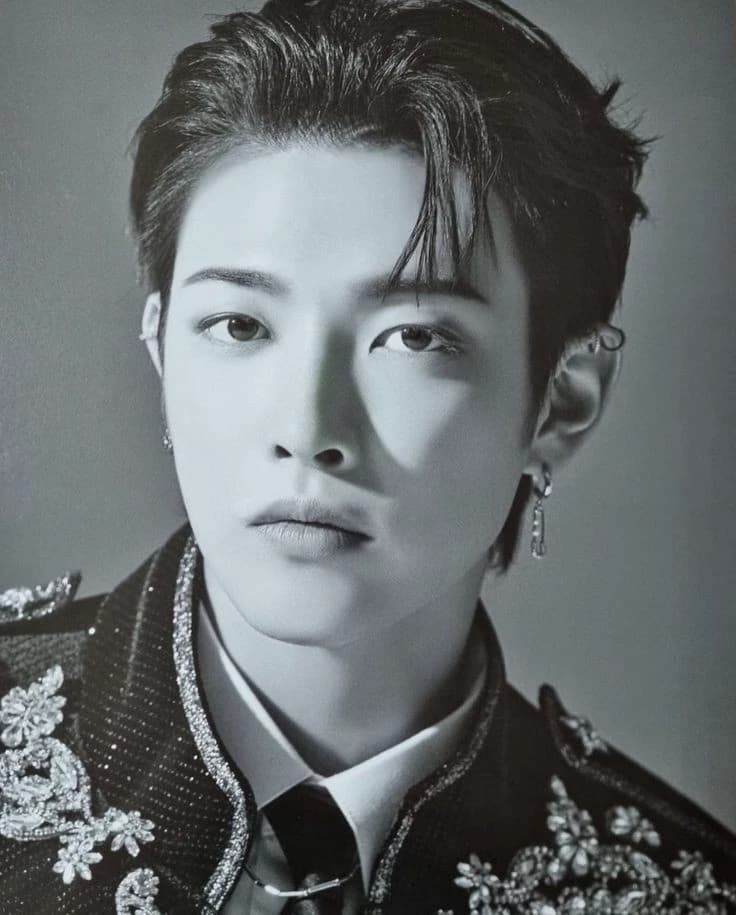 Hongjoong - Black Pirates thumbnail