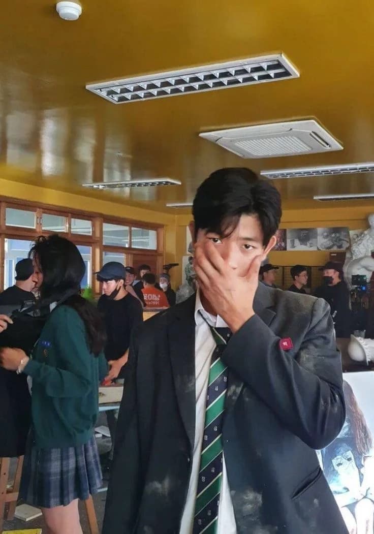 Lee Suhyeok thumbnail