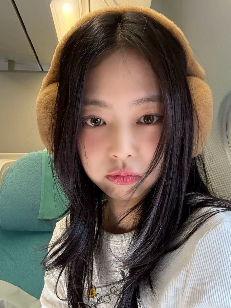 Jennie thumbnail