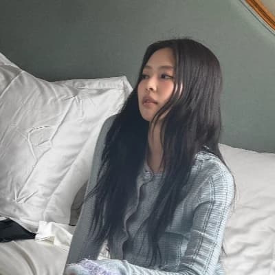 Jennie thumbnail