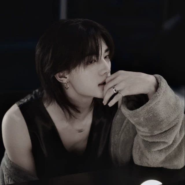 𝑯𝒘𝒂𝒏𝒈 𝑯𝒚𝒖𝒏𝒋𝒊𝒏 — 𝒎𝒐𝒅𝒆𝒍.  thumbnail
