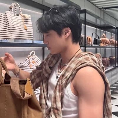 Kim Jongin thumbnail