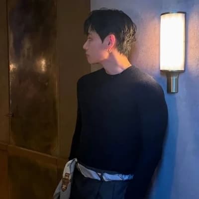 Kim Taehyung thumbnail
