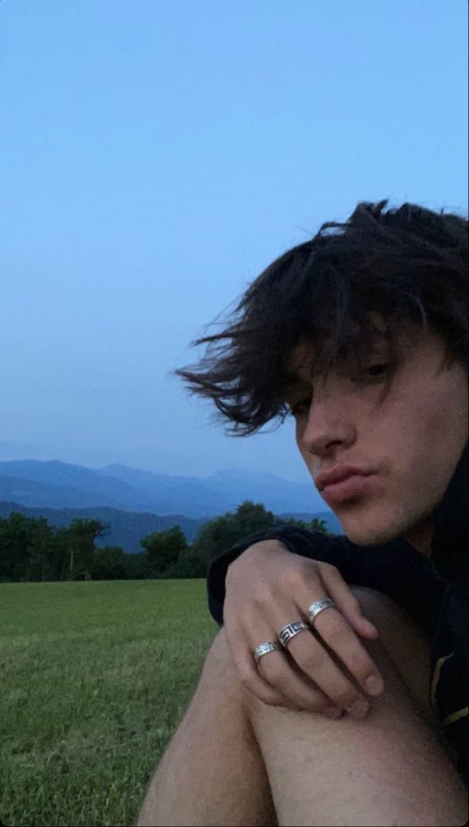 Alejandro thumbnail