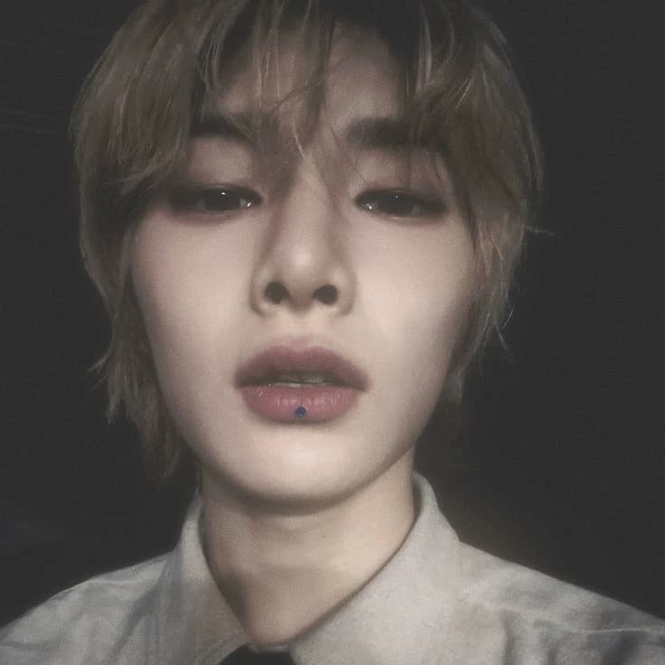 *   Jeongin ! thumbnail