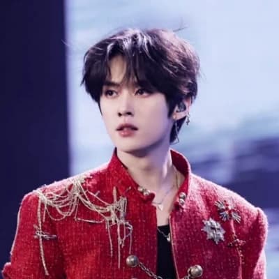 Lee Know thumbnail