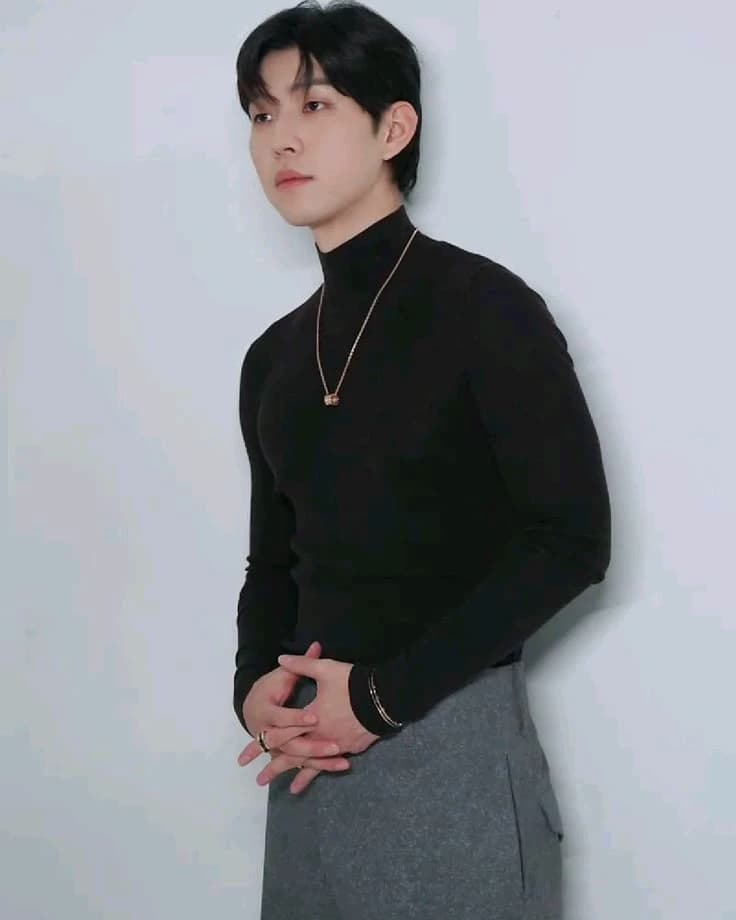 Yoo in soo thumbnail