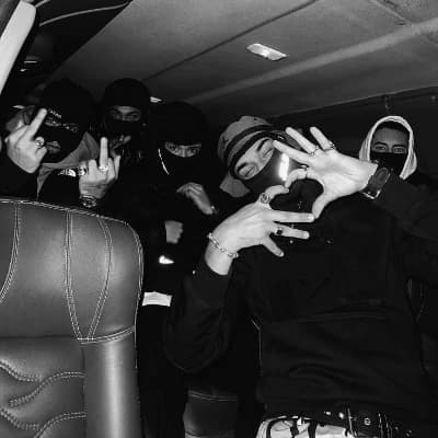 Group thumbnail