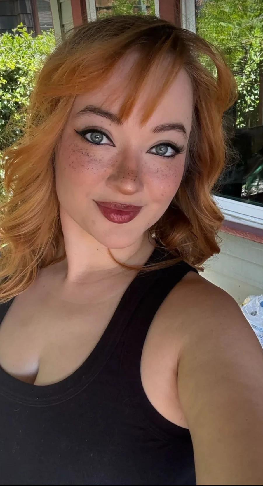 Julie thumbnail