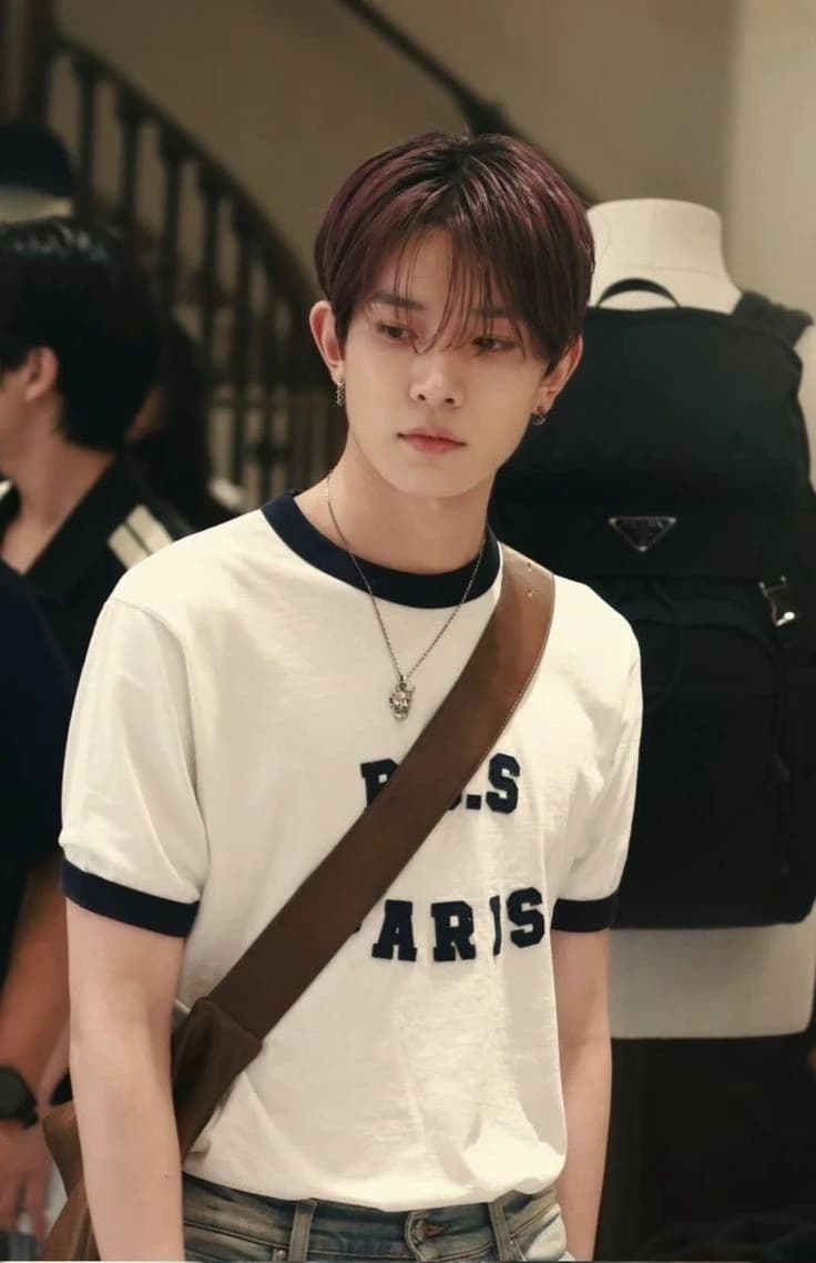 Lee Heeseung thumbnail
