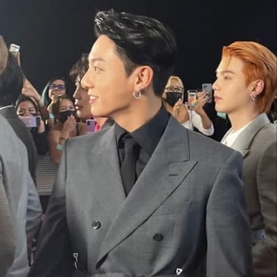 Jeon Jungkook thumbnail