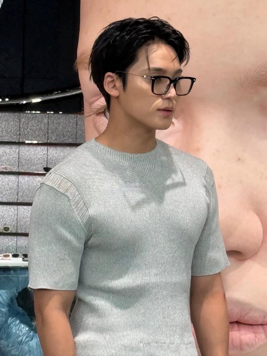 Mingyu thumbnail