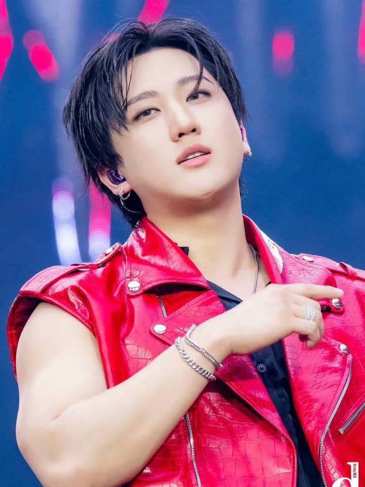 Alpha Seo Changbin (omegaverse) thumbnail