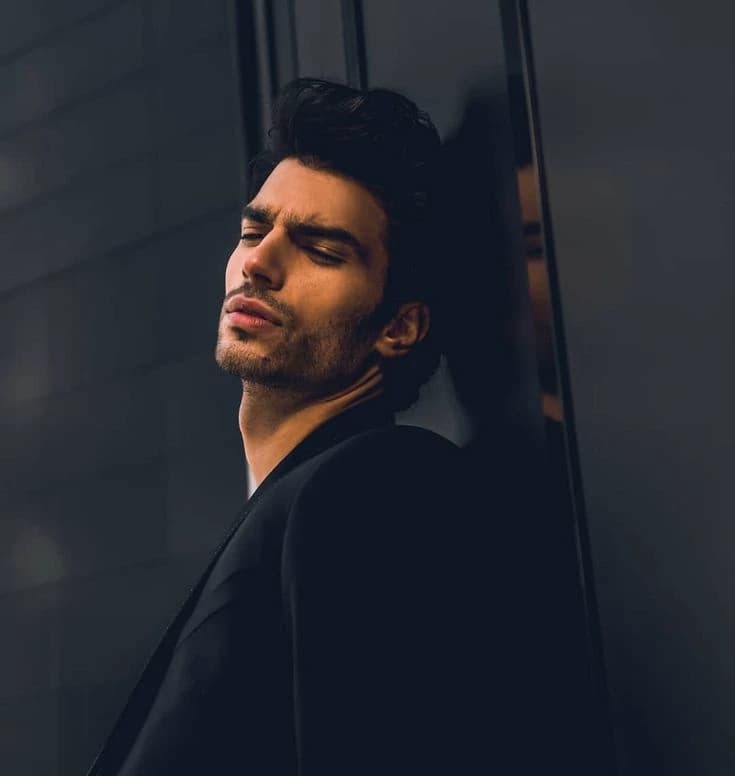 Adrien De-Vero thumbnail