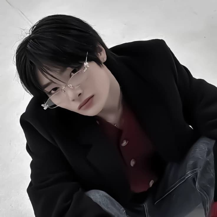Yang jeongin thumbnail