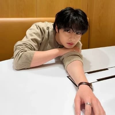 Yang Jeongin thumbnail