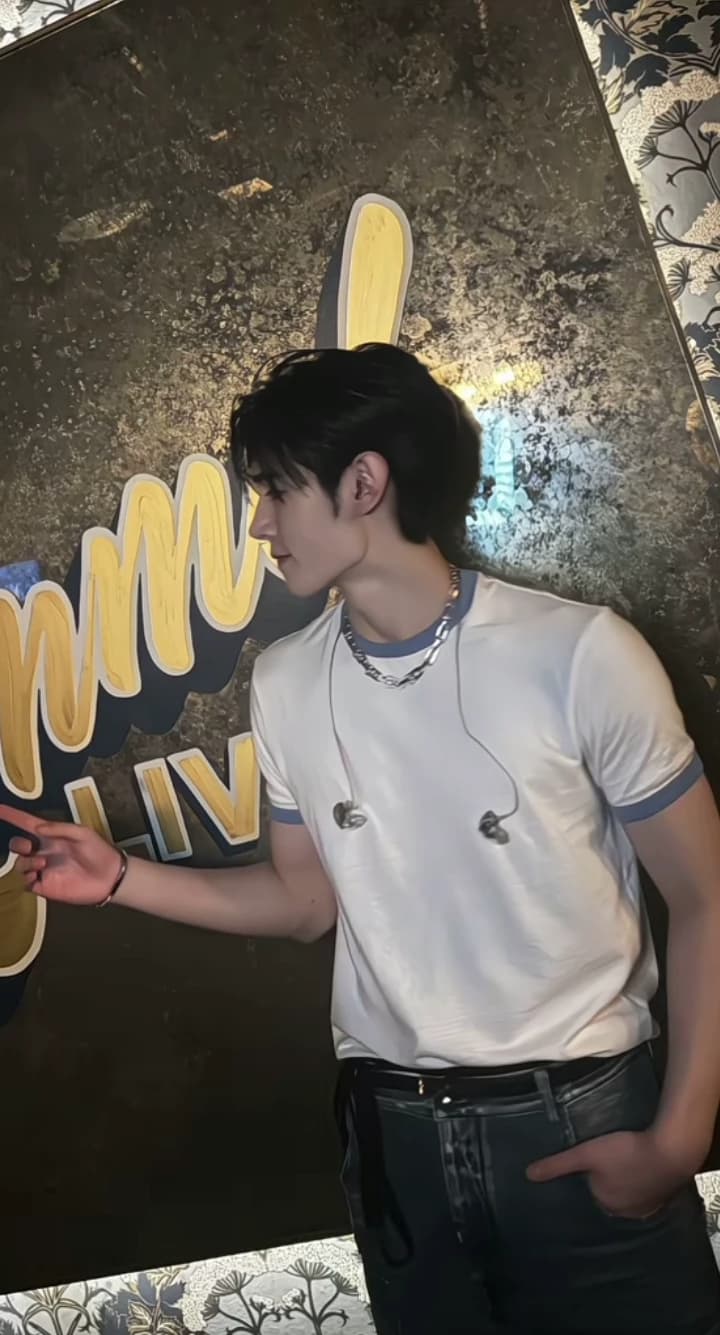 sunghoon thumbnail