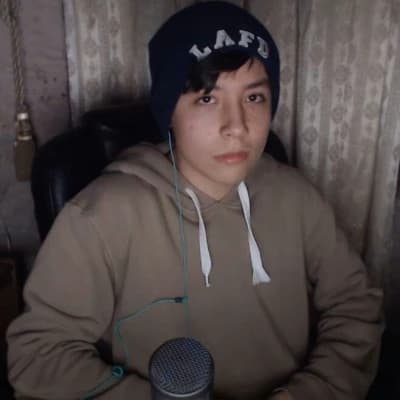 Alex Quackity thumbnail