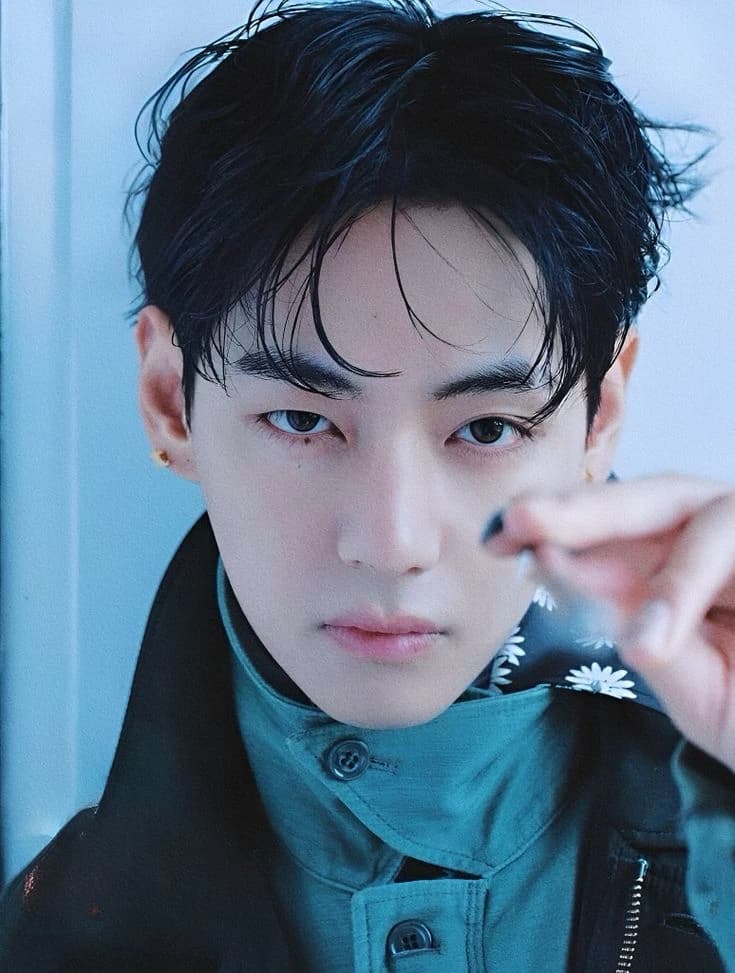 Kim Taehyung thumbnail