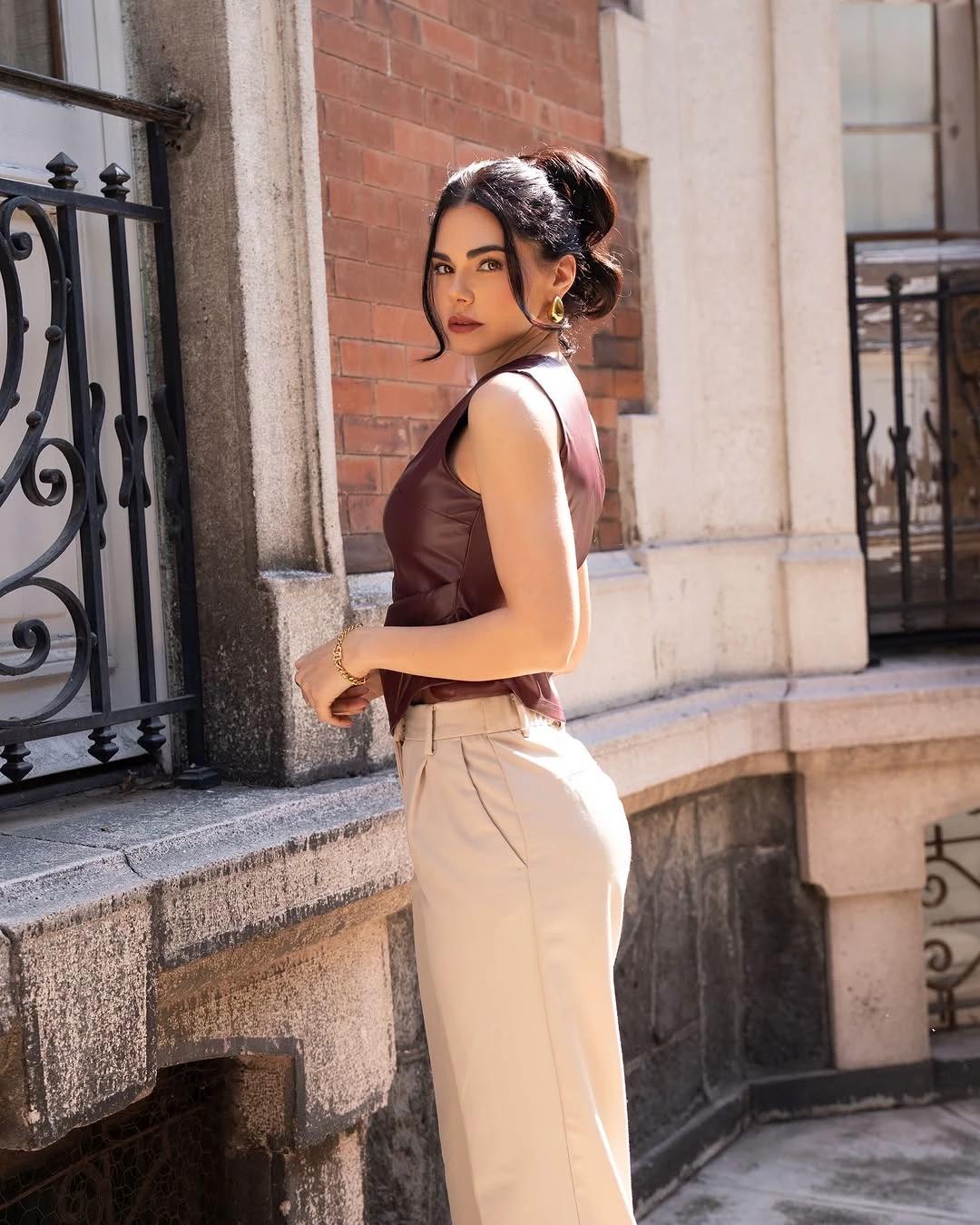Livia Brito thumbnail