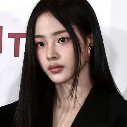 Kim Minji thumbnail