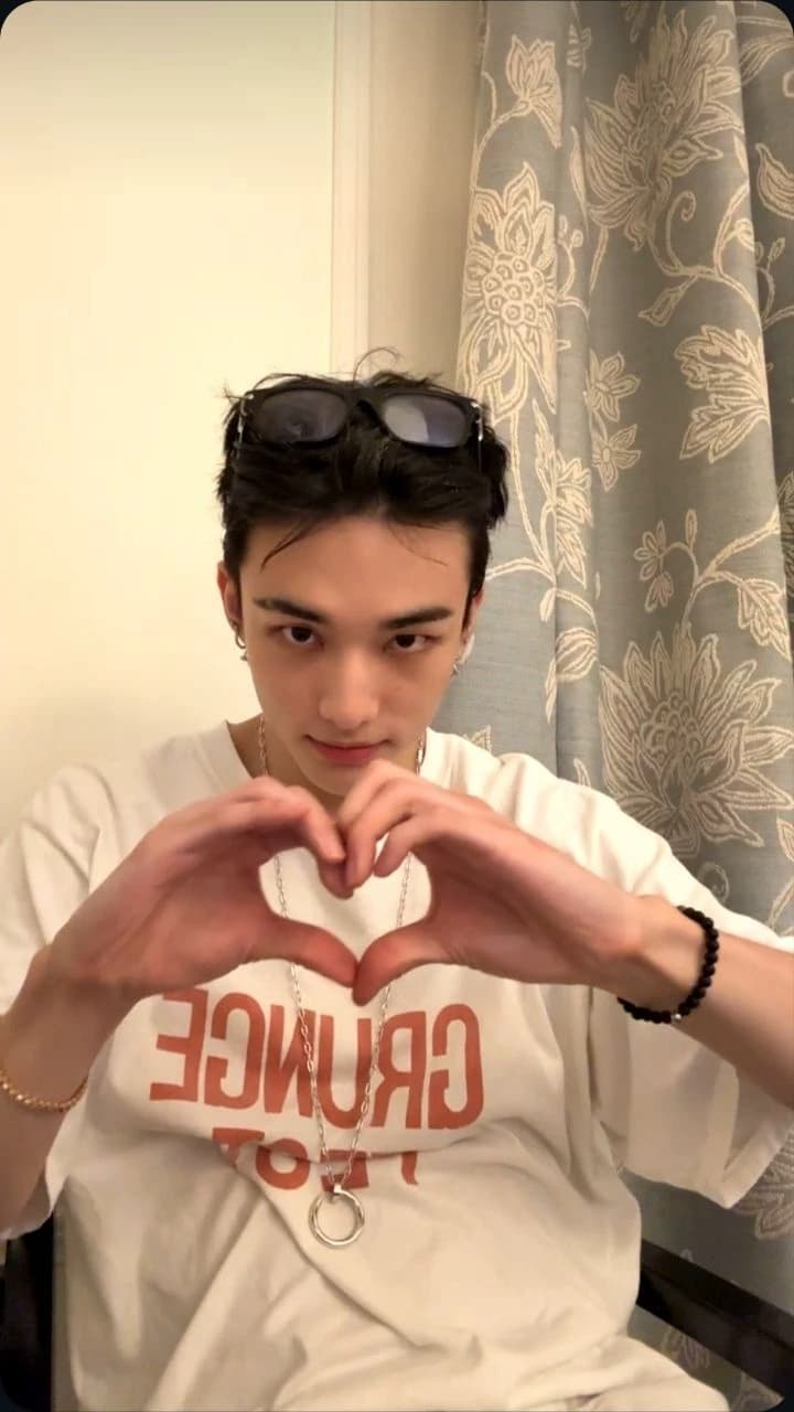 Hyunjin thumbnail