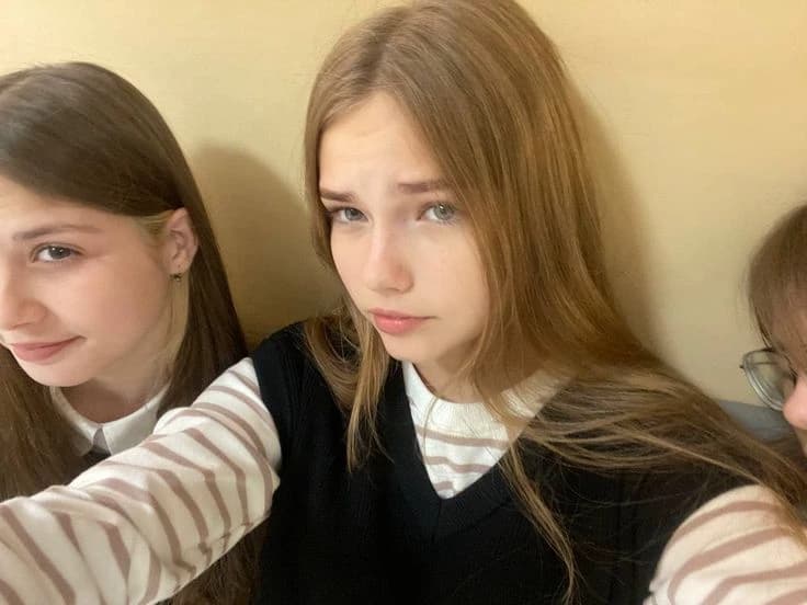 Anya (your step-sister)  thumbnail