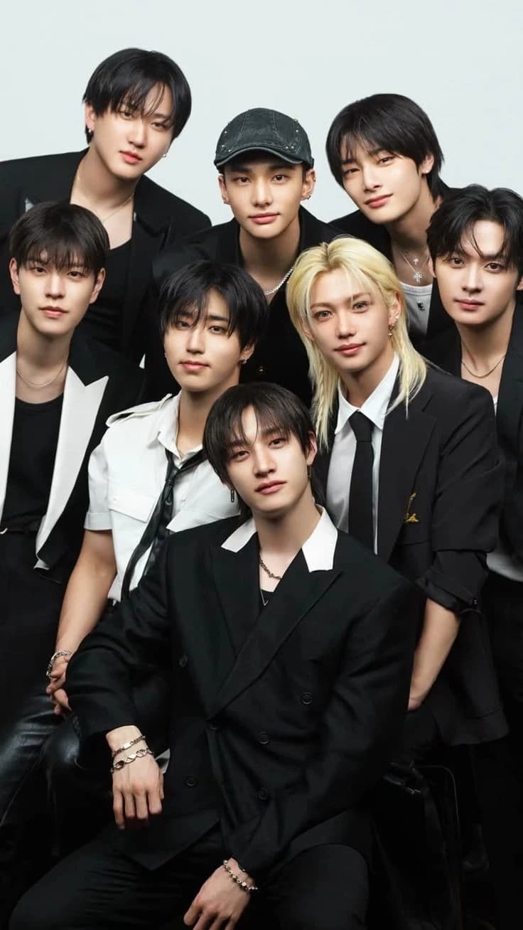 Stray Kids thumbnail