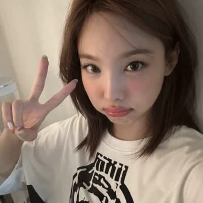 Nayeon thumbnail