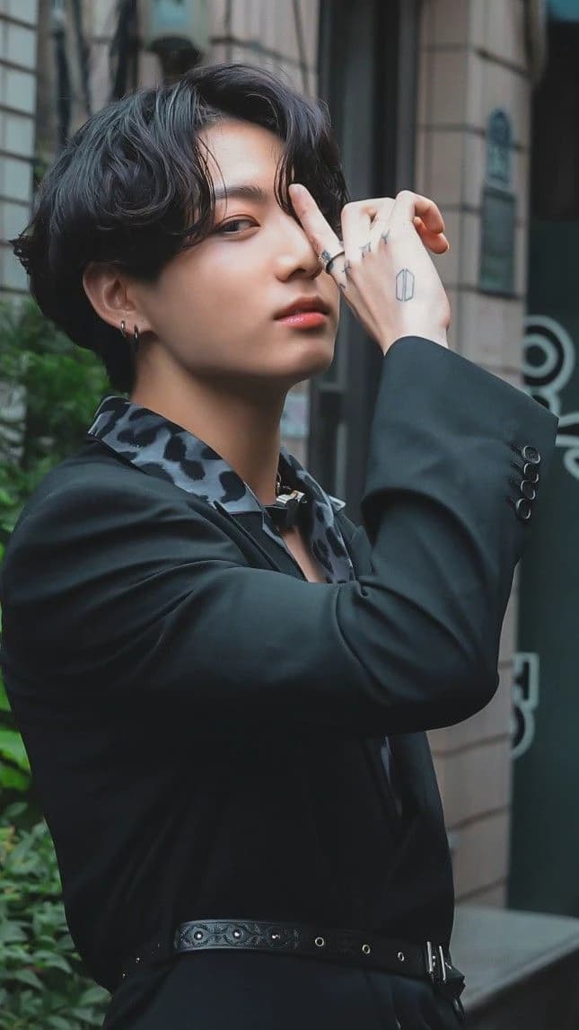 Jeon Jungkook thumbnail