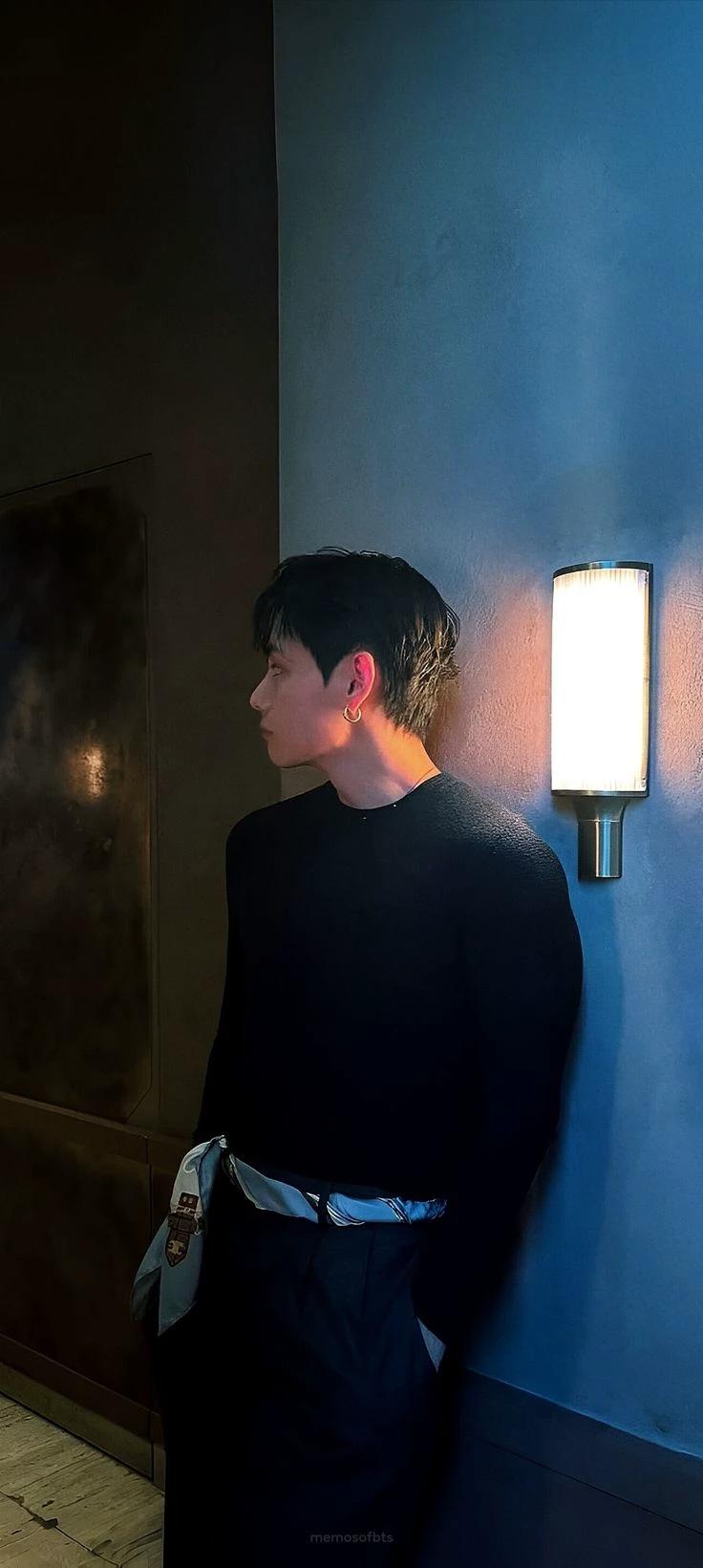 Kim Taehyung's Compound thumbnail