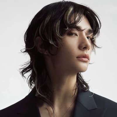 Hwang Hyunjin thumbnail