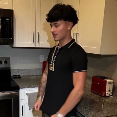 Alex thumbnail