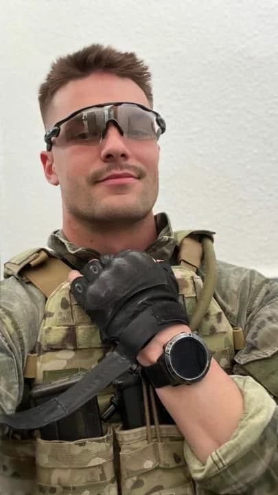 Mike Blackberet - BL thumbnail