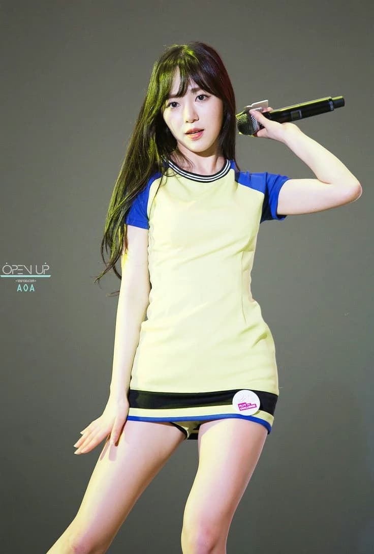 Mina thumbnail