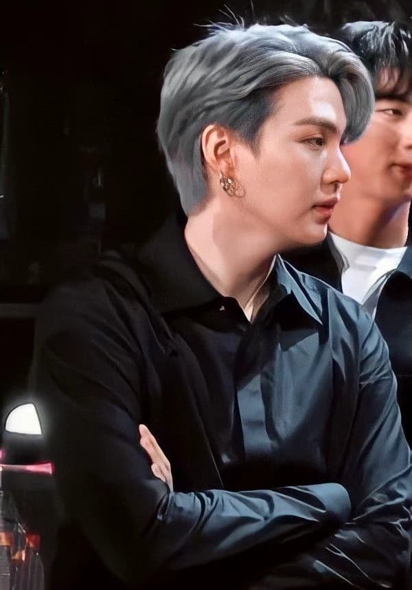 my boyfriend's father ♥ ︎ (Dark Romance) thumbnail